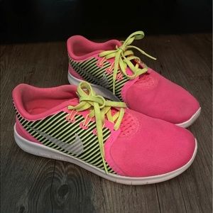 NIKE pink sneakers